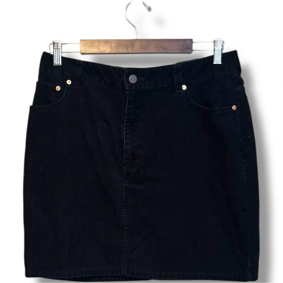 ASOS Black Casual Corduroy High Waisted Pencil Shape Mini Skirt - Picture 13 of 16